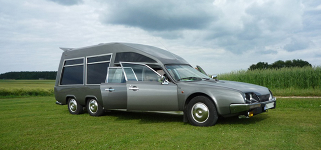 citroencxtissier Just in case you were wondering what to drive on the 